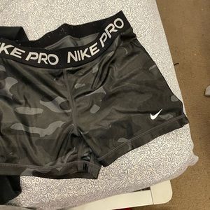 nike pros